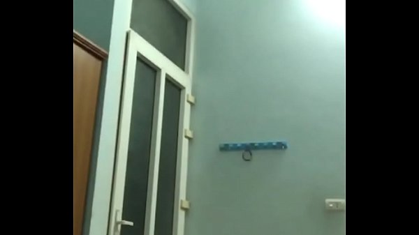 Chị gái dâm nứng lồn tuyển phi công trẻ
