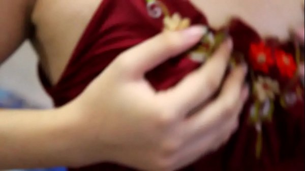 Em gái gợi cảm thủ dâm với sextoy