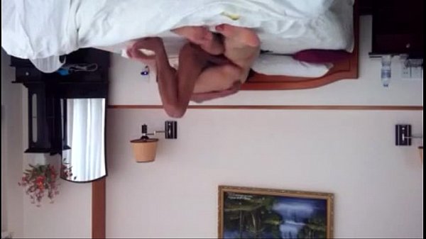 Gái Việt 2 con dâm đãng ngoại tình