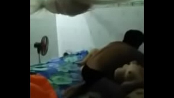 Cặp đôi trẻ địt nhau trong nhà trọ bị quay lén