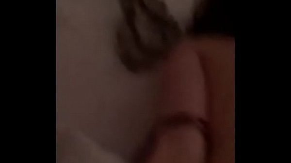 Đêm mưa với em sinh viên mông to lồn khít