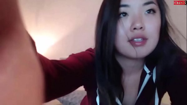 Chat sex với gái xinh lồn múp thủ dâm nứng vãi