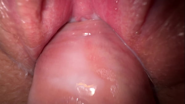 Gái dâm lồn đẹp mút cặc địt nhau với bạn trai xuất tinh