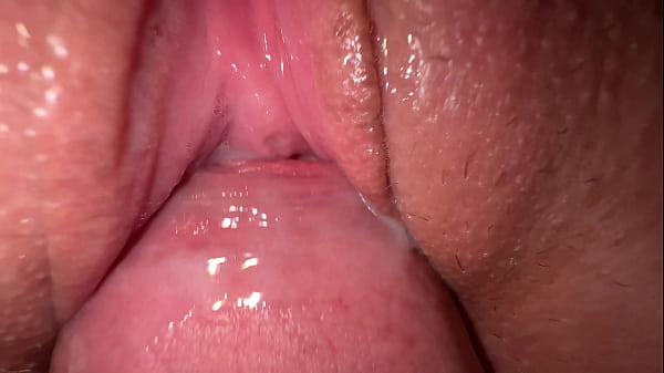 Lén địt vợ bạn thân lồn múp khít sướng nhớ đời