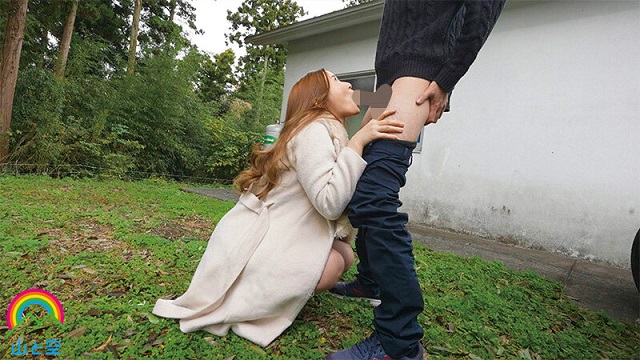 Chị gái dâm dục thích phá trinh trai tân public