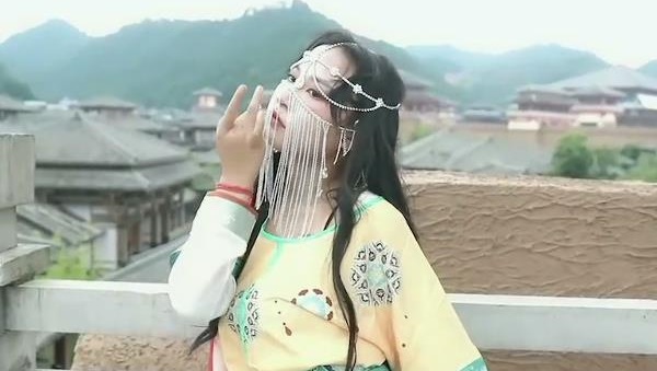 Làm tình với cô gái tây vực dâm đãng